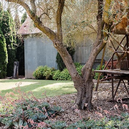 Walnut Tree Cottages Whorouly Exteriör bild